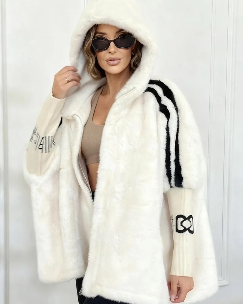 SAMANA - Plush Hooded Jacket