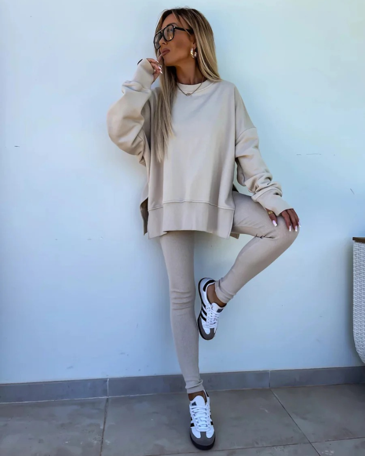 NAYA - Casual Sweatshirt & Pants Set